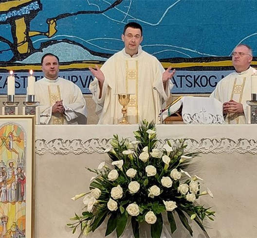 Hodočašće vjernika iz Belišća i Rijeke u Karlovac